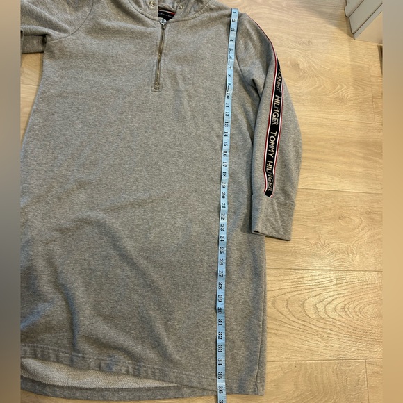 Tommy Hilfiger Gray Sweatshirt Hoodie Dress with Logo Sleeves, Size Large - Picture 7 of 7
